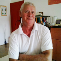 Pakó Mihály  1072 Budapest, Rákóczi út 38. IV. em 14. 30-as kapukód