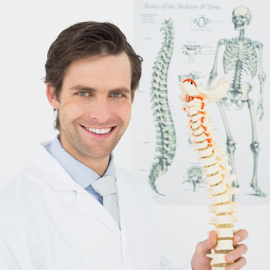 Koncentrált segítség a gerincfájdalmak ellen! 4 alkalmas bérlet egyedi terápiás gerinctorna extrákkal