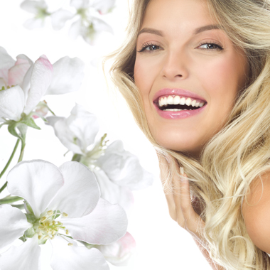 Lehetséges: Fehér fogak egészséges megoldással! Fájdalom- és peroxid-mentes bio fogfehérítés ...