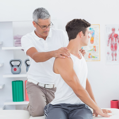 Rendezd újra a testedet: Gyógyító csontkovácsolás a hát-, derék-, ízületi fájdalmak ellen csontkovácstól.