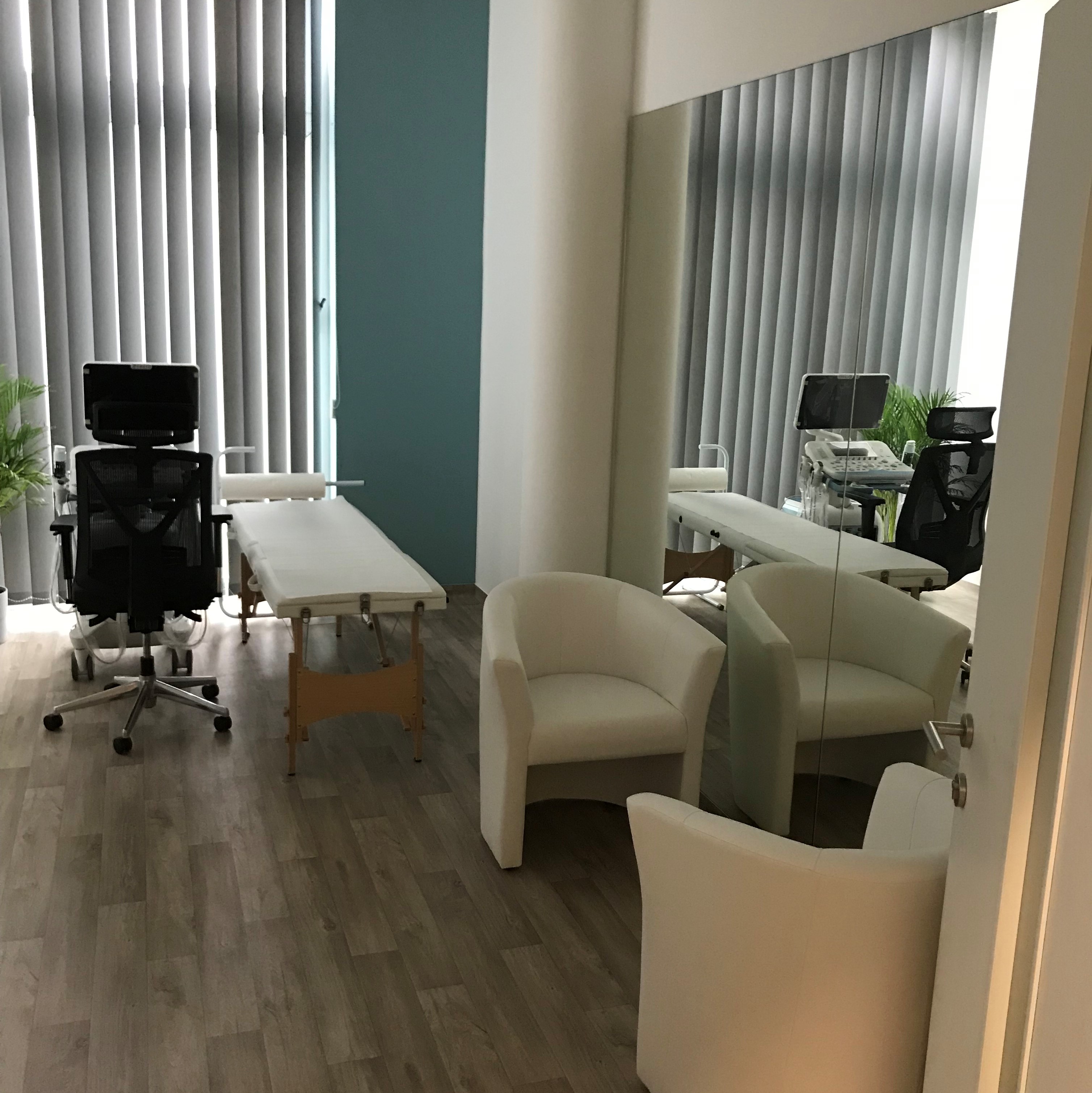 Hölgyválasz női ultrahang szűrőcsomag: nyaki Doppler UH, hasi-, és kismedencei UH, és pajzsmirigy UH