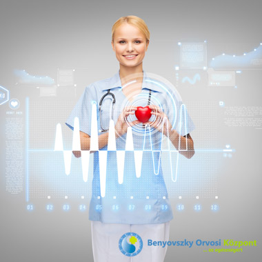 Kardiológiai kivizsgálás: Szívultrahang + EKG + általános belgyógyászati és kardiológiai vizsgálatok. 