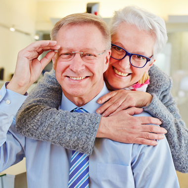 Komplett bifokális szemüvegkészítés Varilux Mester Optikától látásvizsgálattal.