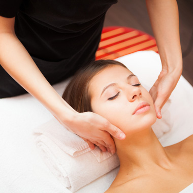 Mozgásszervi fájdalomcsillapítás? Természetesen! Kvantum érintéses lágy csontkovácsolás