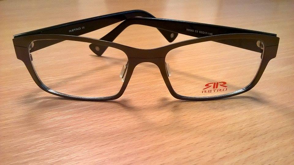 Szemrevaló szemre valók:<br />Szemüvegkészítés + RETRO márkájú keret (~30 féle közül lehet választani) +Szemvizsgálat + Tok + Törlőkendő