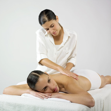 Csak ajánlani tudjuk! Teljes testes ellazító svéd masszázs olajjal vagy krémmel 50 percen át  