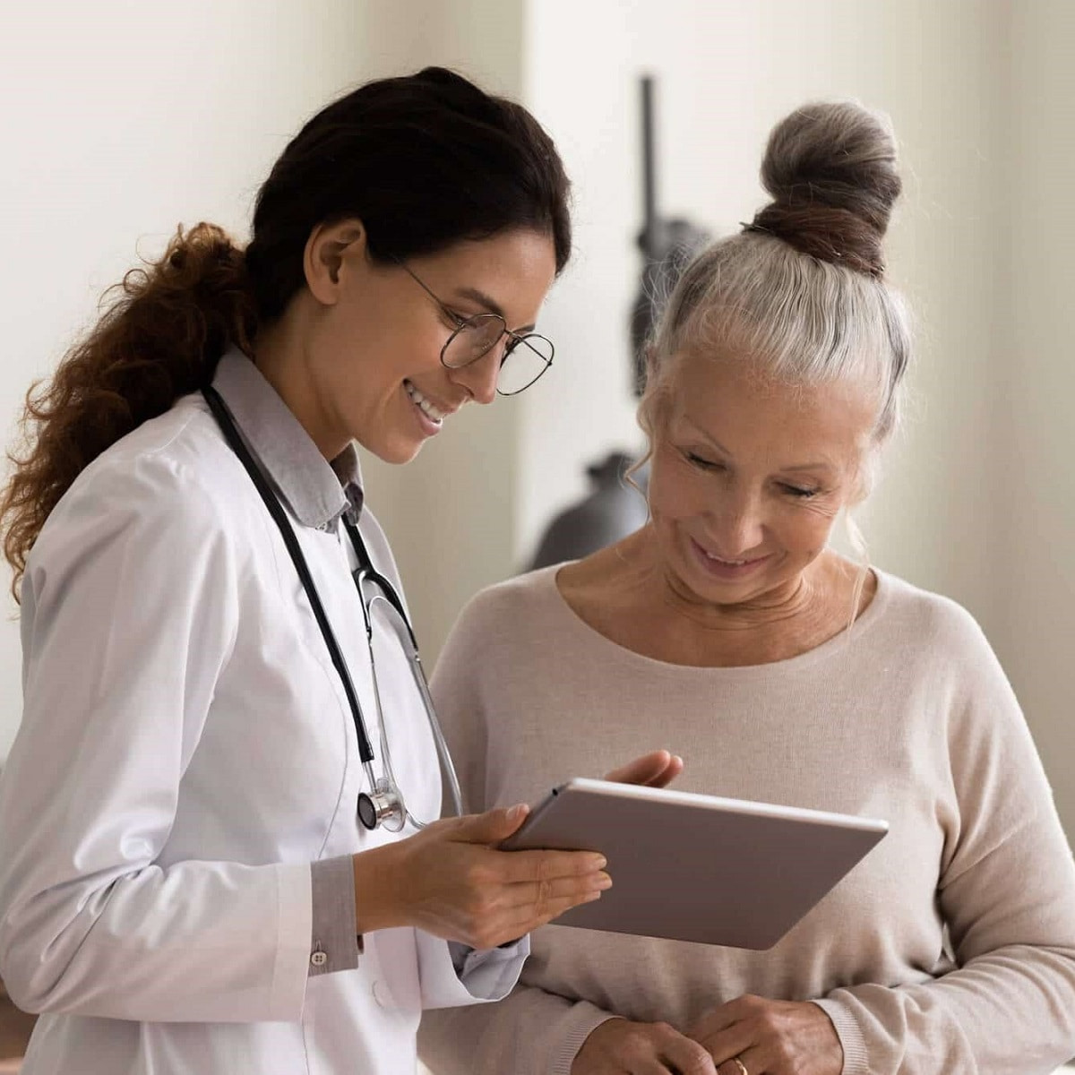 Főorvosi belgyógyászati konzultáció és szakvizsgálat szombatonként! 