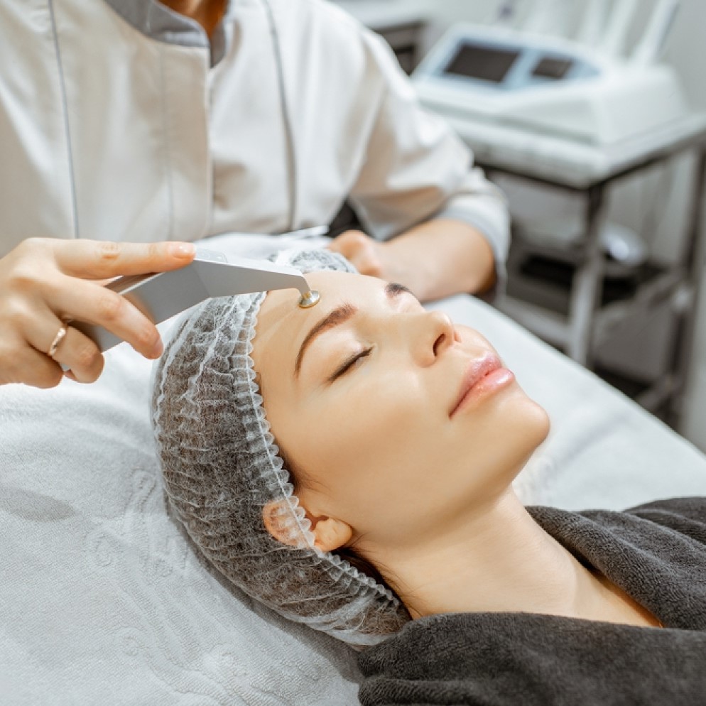 Forradalmi oxigén arckezelés 5 technológia ötvözésével előleg