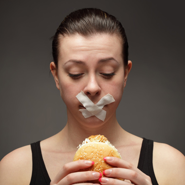 Főorvosi laboratóriumi ételintolerancia vizsgálat a 30 leggyakoribb ételmintával, vagy 2 bónnal 60 ételmintával.