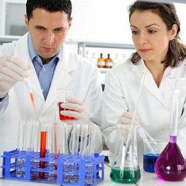 Laboratóriumi teljes hormonvizsgálat-csomag nőknek, férfiaknak, leletértékeléssel