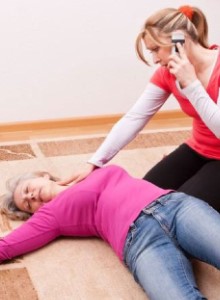 Fontos teendők stroke esetén - a F.A.S.T. módszerről