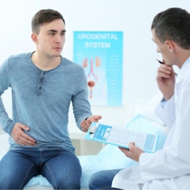 Szakorvosi urológiai szűrés ultrahanggal, és laboratóriumi PSA vizsgálattal.