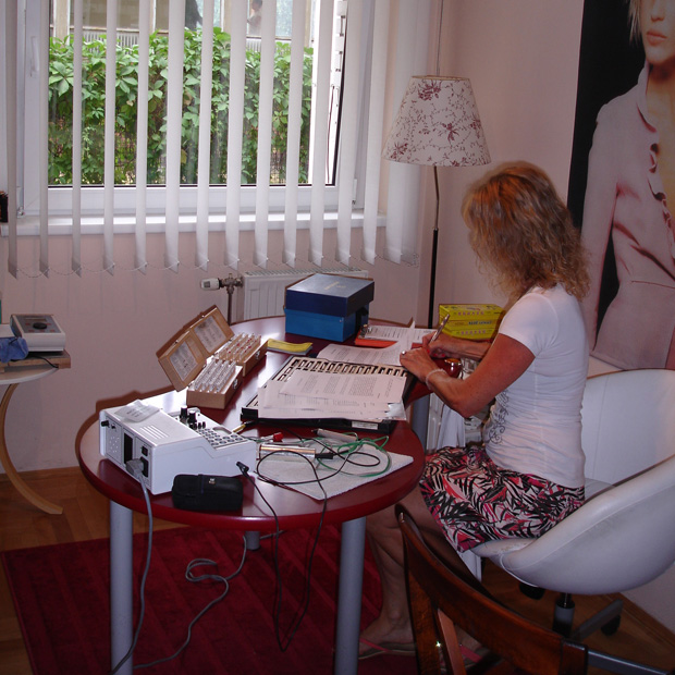 Azt gyanítod érzékeny vagy valamire? Derüljön ki! 3 különböző vizsgálat 1 bónnal. Komplementer: Ételérzékenység + Allergia + Candida vizsgálat